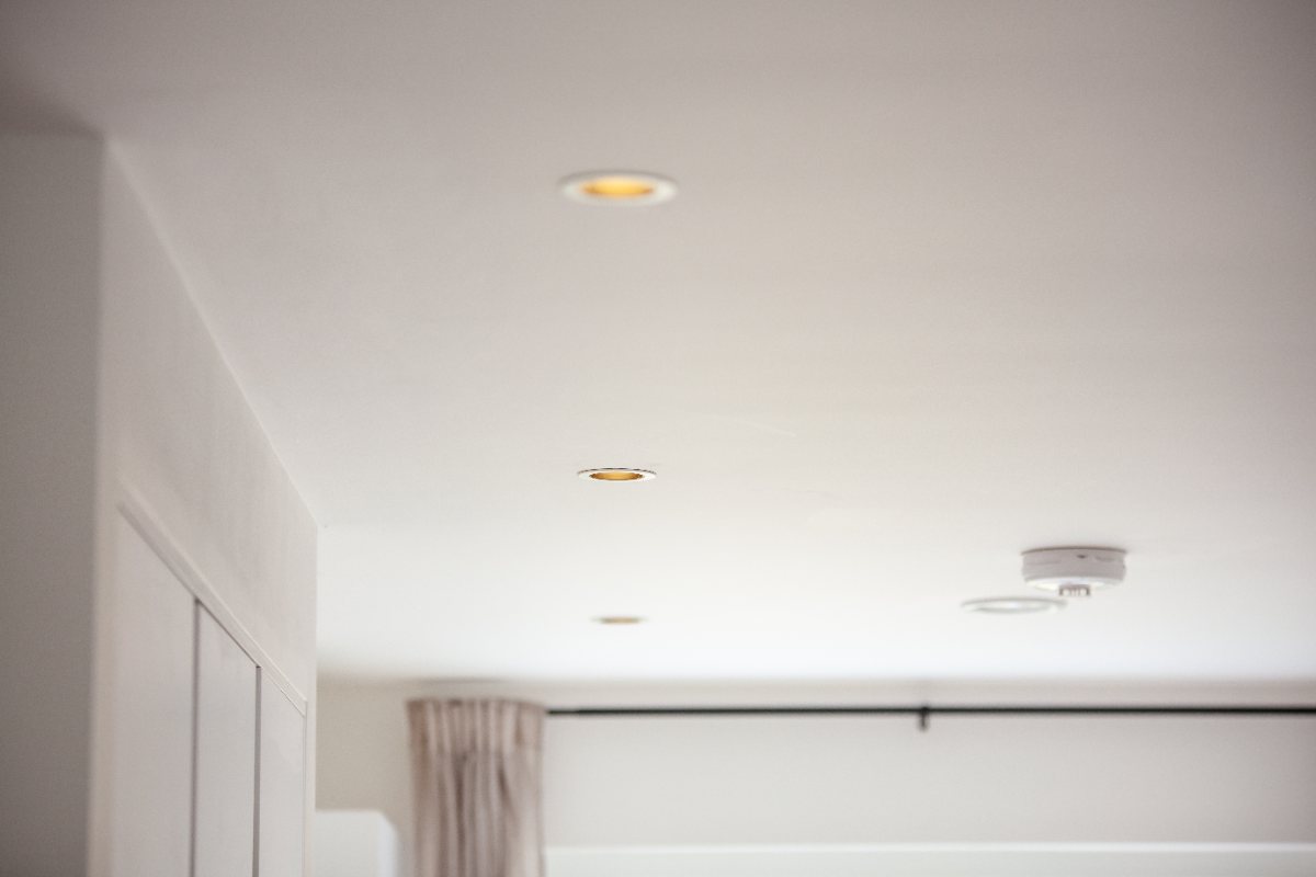 Recessed downlights